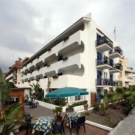 Baia Degli Dei Appartement Giardini-Naxos