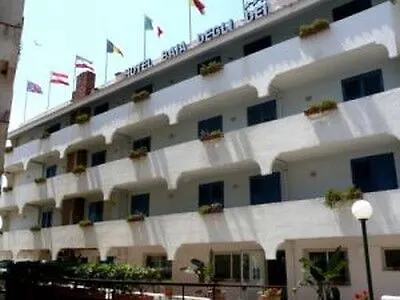 Baia Degli Dei Giardini-Naxos