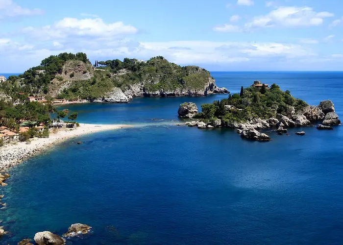 Baia Degli Dei Giardini Naxos
