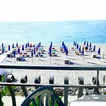 Baia Degli Dei Lägenhet Giardini Naxos