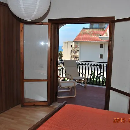 Baia Degli Dei Джардіні-Наксос